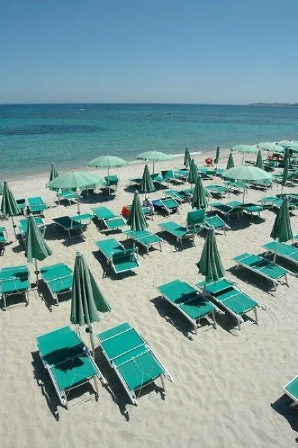 Hotel Li Cupulatti Budoni 2*,  Italy